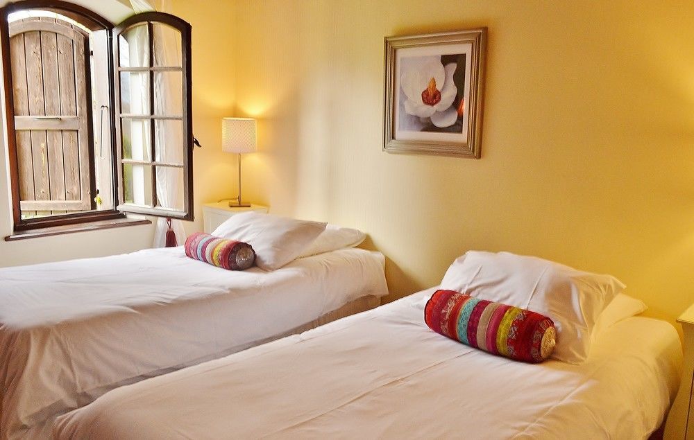 Chambres D'Hotes Domaine Du Hameau Baylesse Saint-Jean-d'Aigues-Vives Luaran gambar